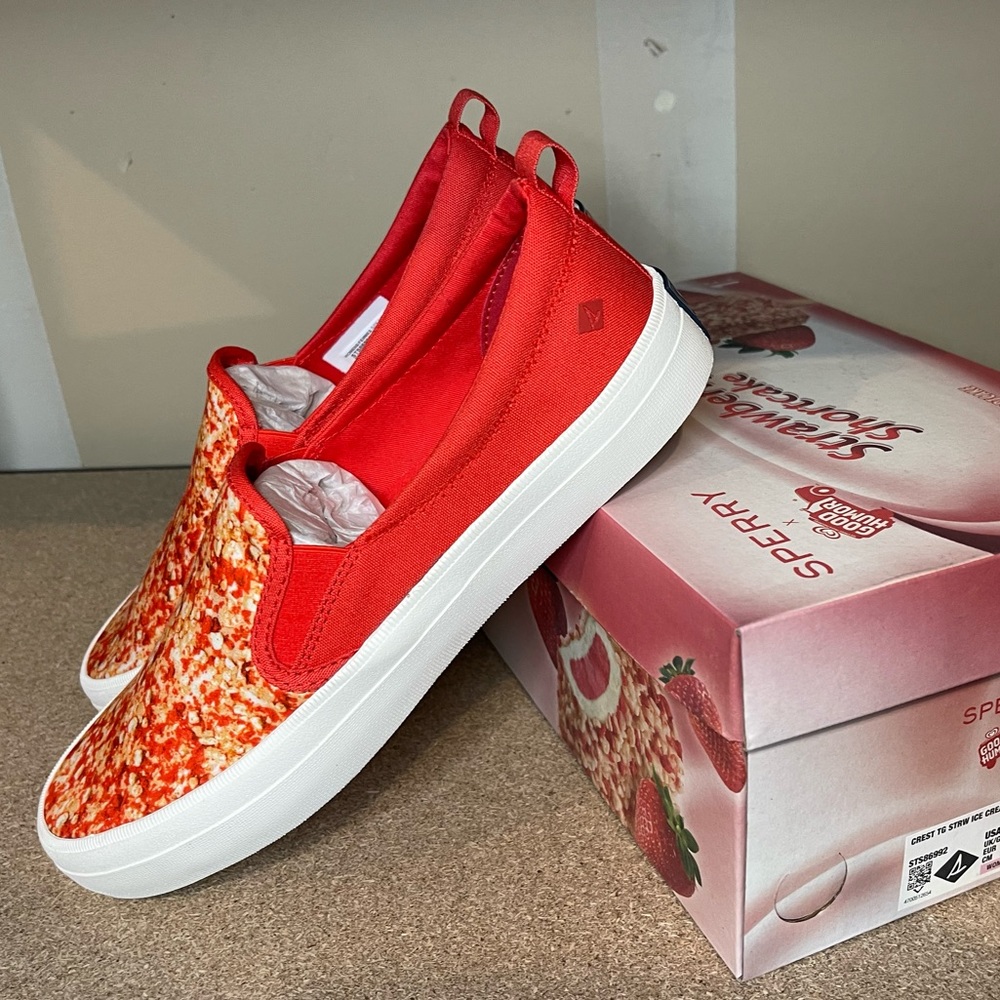Sperry Crest Strawberry Ice Cream Shoes